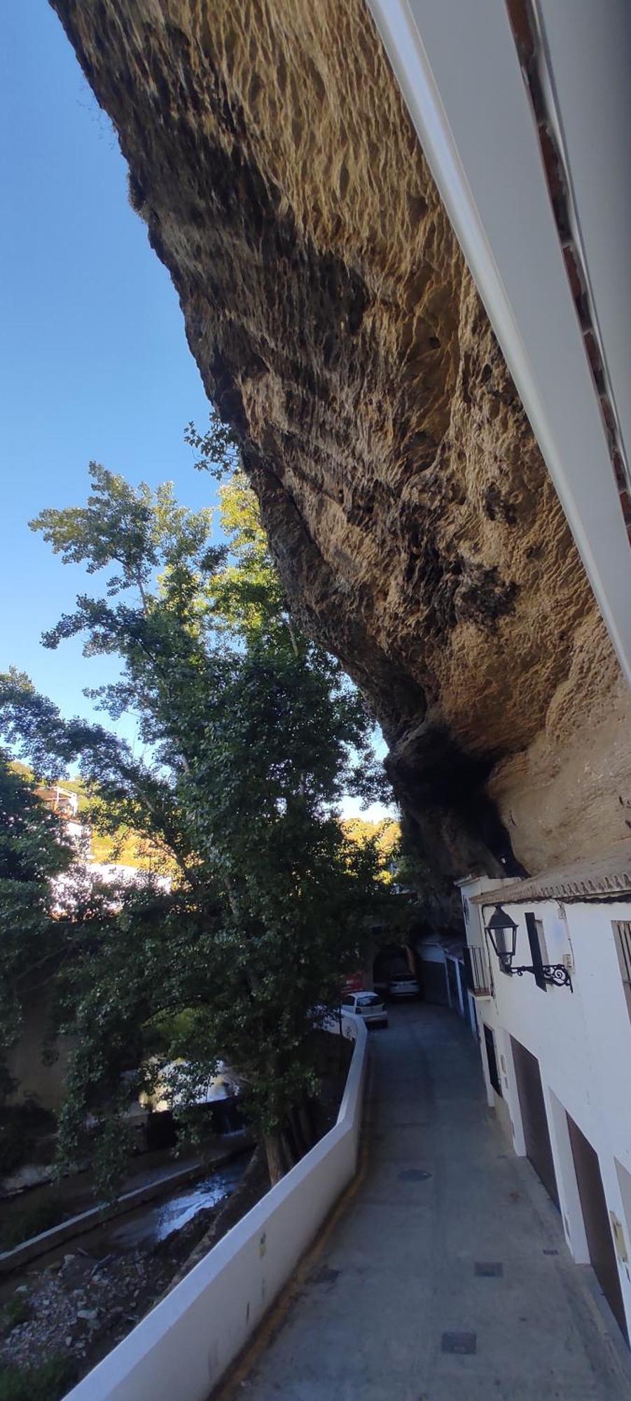 Casa Cueva Las Chicas Del Puente Setenil De Las Bodegas Екстер'єр фото